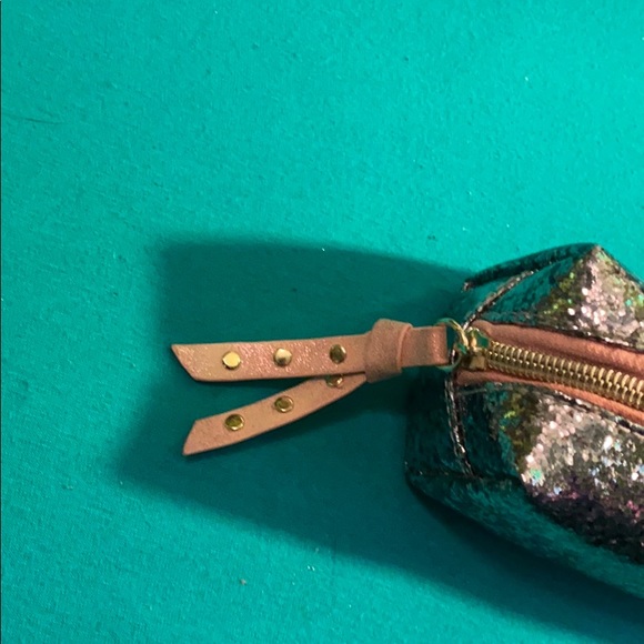 Glitter makeup bag EUC - Picture 3 of 4